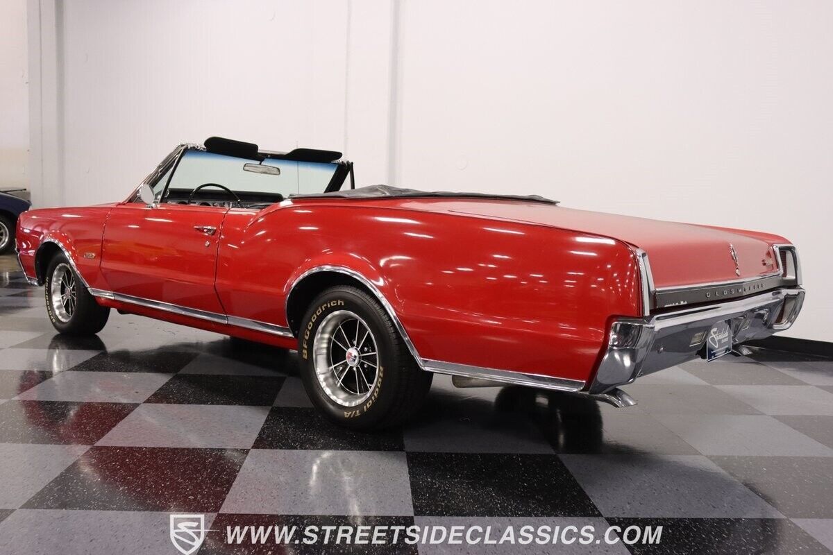 1967 Oldsmobile 442 Convertible - photo 7