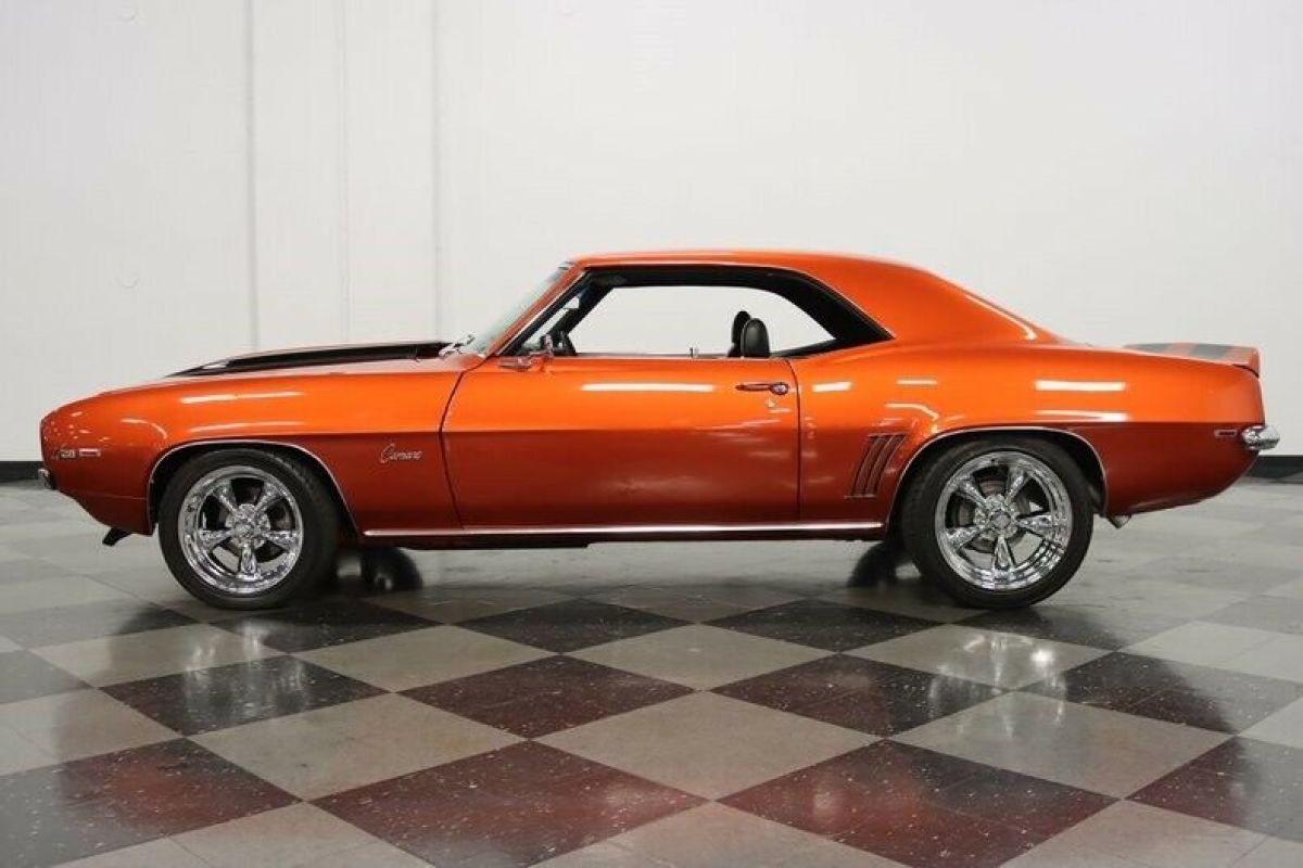 1969 Chevrolet Camaro - photo 8