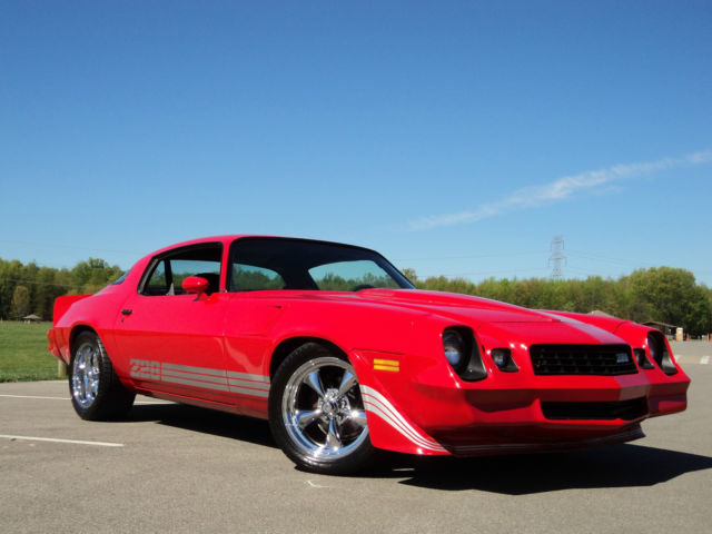1981 Chevrolet Camaro Sport Coupe 2-Door - photo 2