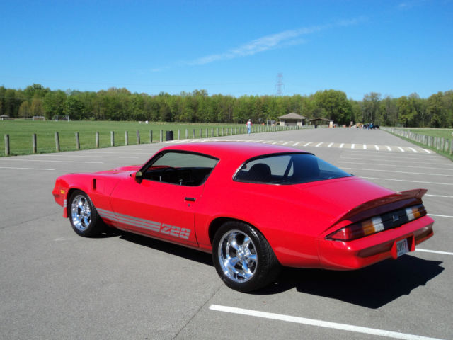 1981 Chevrolet Camaro Sport Coupe 2-Door - photo 4