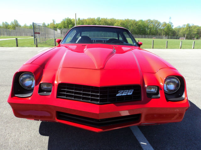 1981 Chevrolet Camaro Sport Coupe 2-Door - photo 5