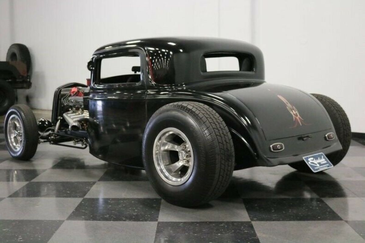 1932 Ford Model A 3 Window Coupe - photo 10
