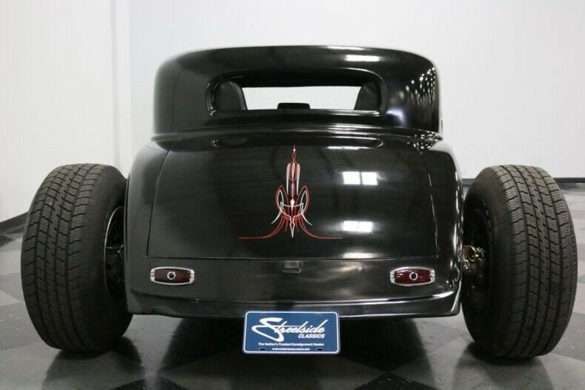 1932 Ford Model A 3 Window Coupe - photo 12