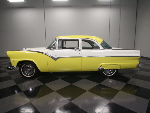 1955 Ford Fairlane - photo 3