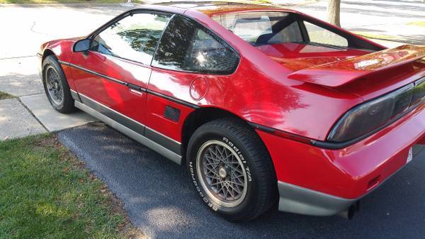Very Solid and Reliable Pontiac Fiero GT 1986 Pontiac Fiero GT