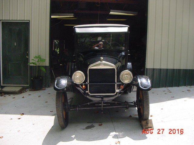 1927 Ford Model T TUDOR - photo 3
