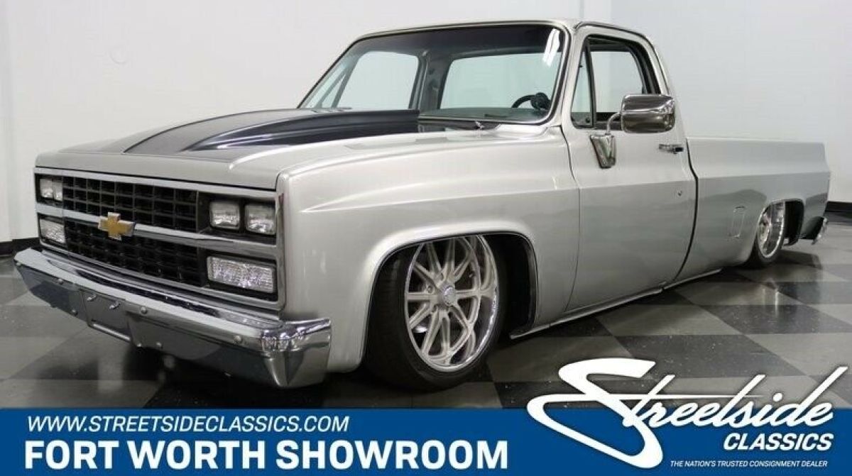 Very Straight w/ Sharp Paint & Full Air Ride, 350 V8, Auto, A/C, Head Turner! 1987 Chevrolet C-10