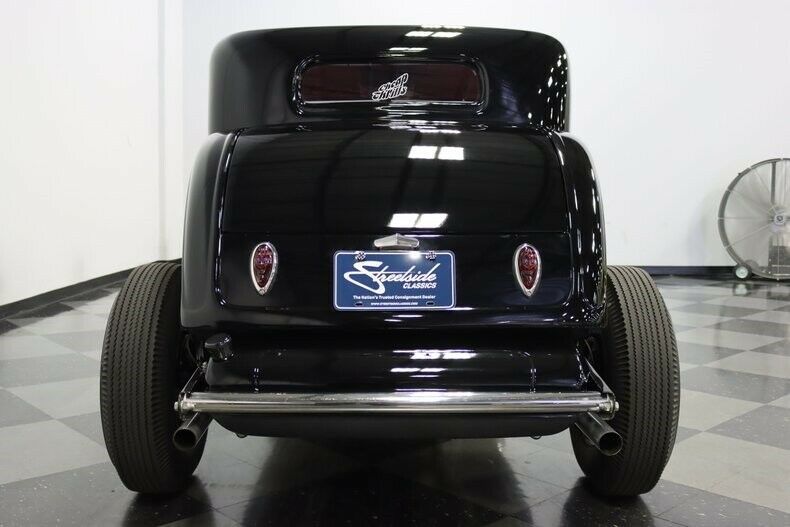 1932 Ford 5-Window Coupe - photo 12