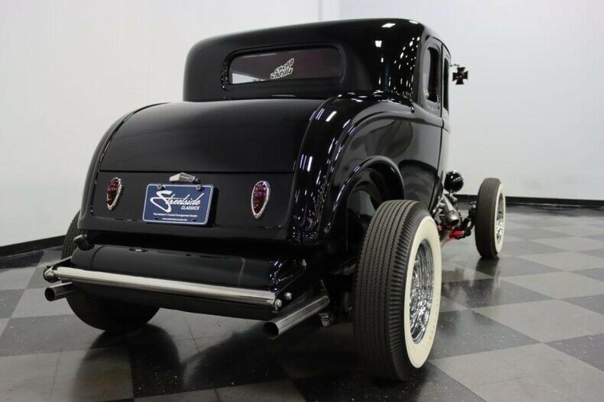 1932 Ford 5-Window Coupe - photo 13