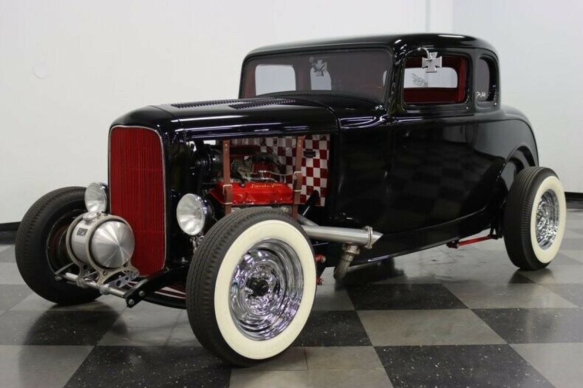 1932 Ford 5-Window Coupe - photo 6