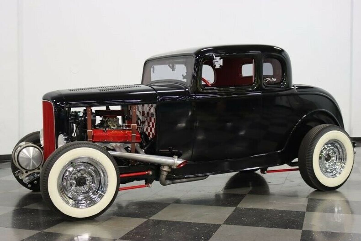 1932 Ford 5-Window Coupe - photo 7