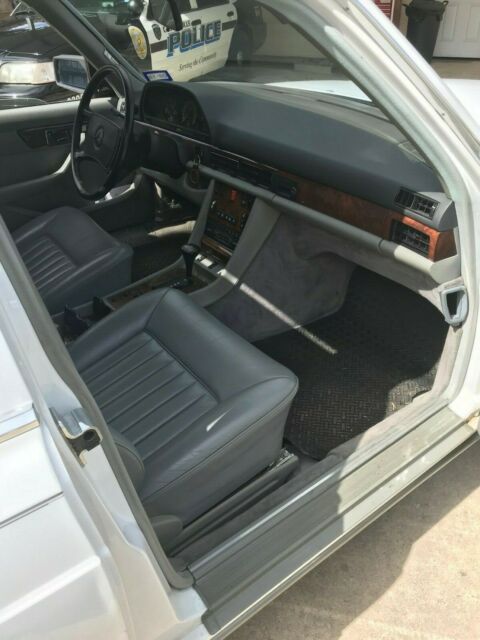 1987 Mercedes-Benz 500-Series SEL - photo 10