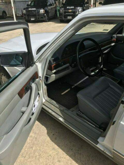 1987 Mercedes-Benz 500-Series SEL - photo 4
