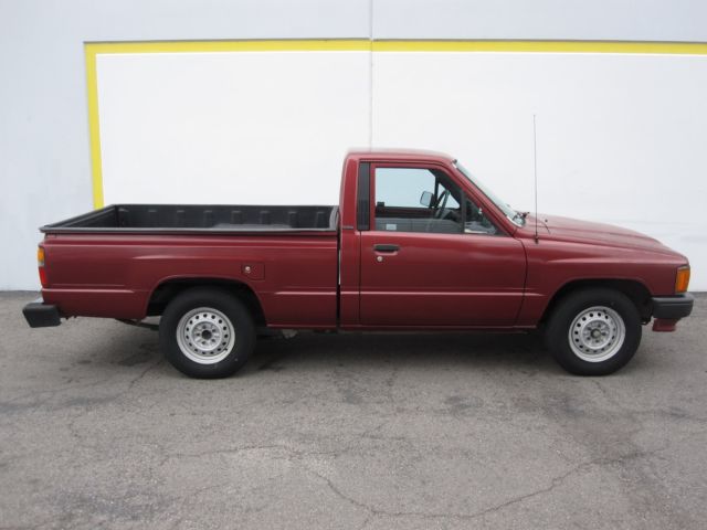 1987 Toyota Pickup - photo 8