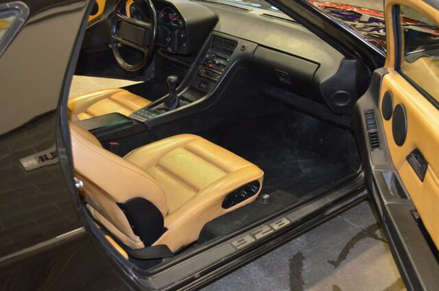 1986 Porsche 928 S - photo 10