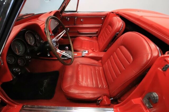1966 Chevrolet Corvette Convertible - photo 5