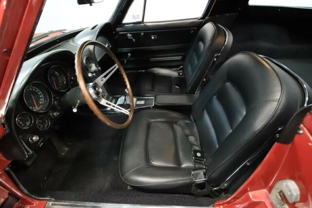 1965 Chevrolet Corvette Sting Ray - photo 5