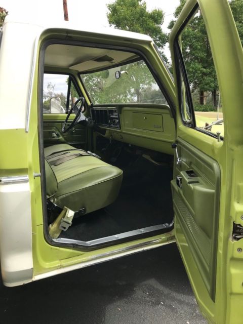 1975 Ford F-250 - photo 8