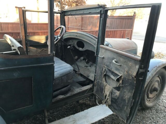 1927 Studebaker Standard Six Country Club Coupe - photo 9