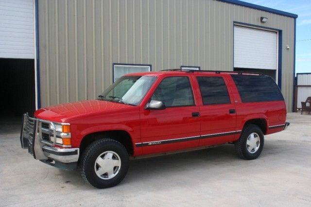 VINTAGE '94 K1500 SUBURBAN SILVERADO 4X4. ONLY 96K ORIGINAL MILES. LEATHER. MINT 1994 Chevrolet Suburban silverado