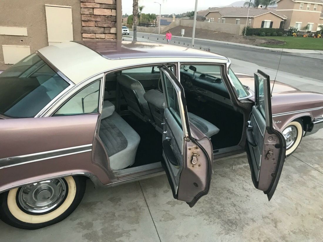Vintage 1959 Chrysler New Yorker, only 1200 made that year 1959 Chrysler New Yorker