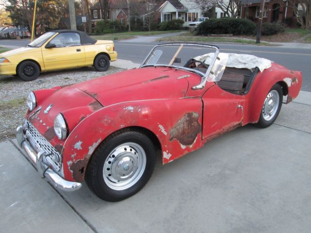 VINTAGE 1961 TRIUMPH TR3 RUNNING PROJECT GOOD DRIVETRAIN ALL ORIGINAL 1961 Triumph TR3