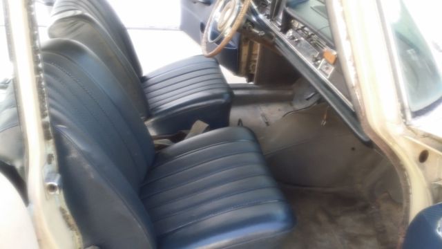 1965 Mercedes-Benz 200-Series - photo 7