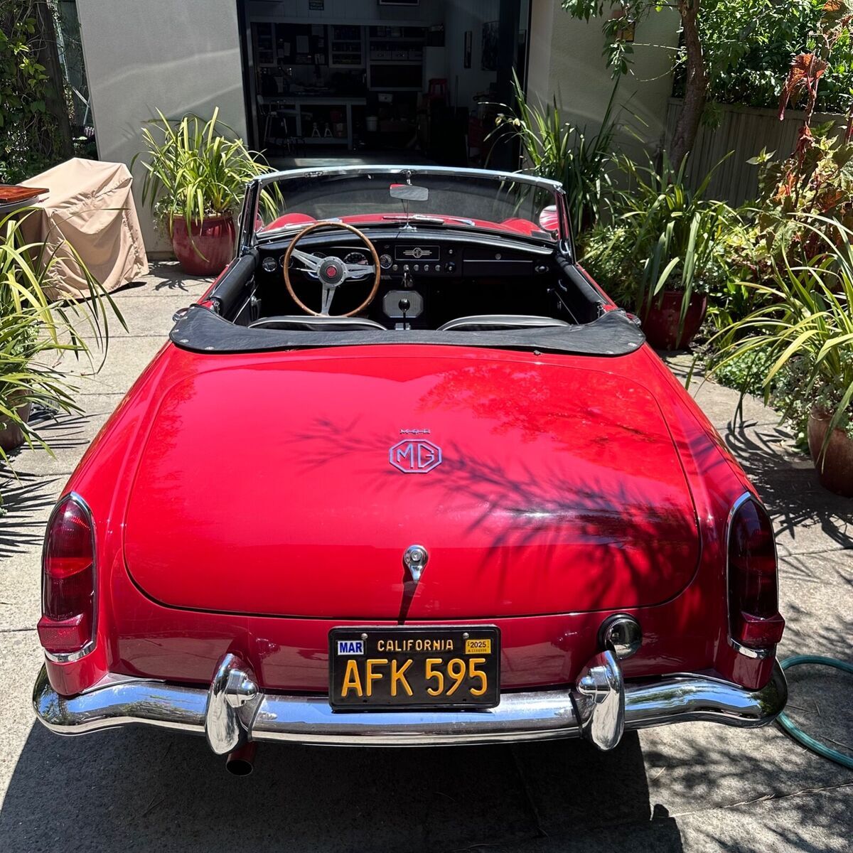 1965 MG MGB - photo 2