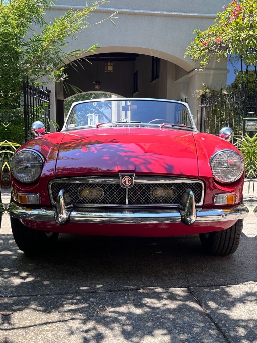 1965 MG MGB - photo 5