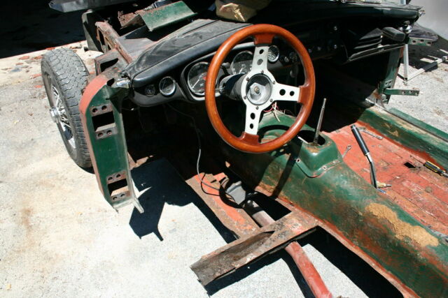 1967 MG MGB - photo 12