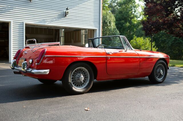 1967 MG MGB - photo 5