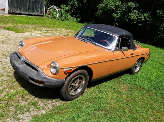 Vintage 1974 MGB Convertible MG great condition Tonneau cover Orange British 70s 1974 MG MGB Convertible
