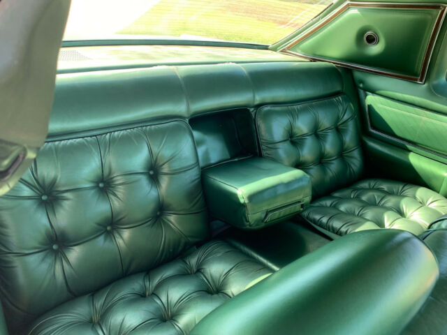 1977 Chrysler New Yorker - photo 5