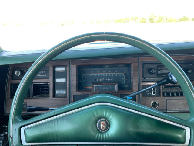 1977 Chrysler New Yorker - photo 6