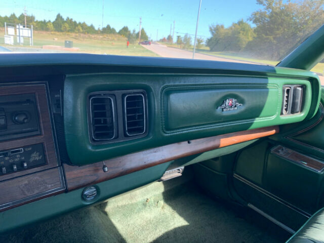 1977 Chrysler New Yorker - photo 8