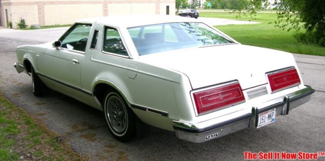 1979 Ford Thunderbird - photo 2