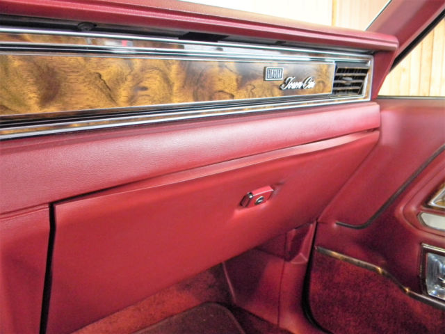 1981 Lincoln Town Car cloth - photo 12