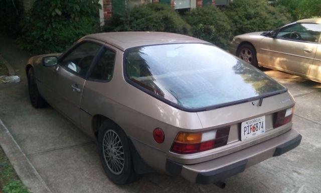 1982 Porsche 924 - photo 3