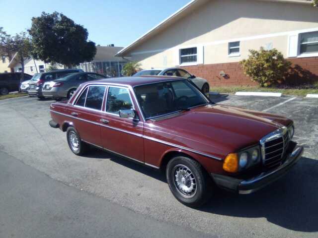 1983 Mercedes-Benz 300-Series 300 Turbo-Diesel - photo 4