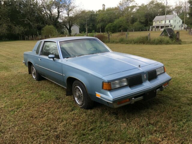 Vintage 1987 OLDSMOBILE CUTLASS SUPREME 1987 Oldsmobile Cutlass --