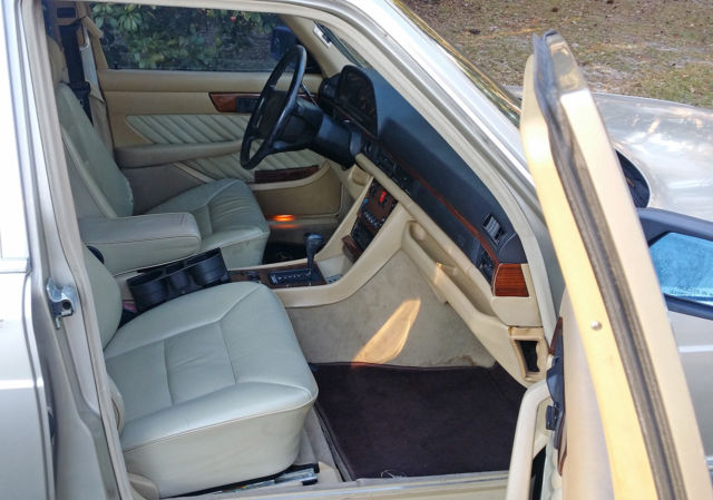 1991 Mercedes-Benz 400-Series 420SEL - photo 2