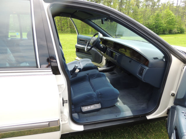 1992 Buick Roadmaster Chrome - photo 3