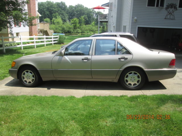 VINTAGE 1992 MADE IN GERMANY MERCEDES BENZ 450SE MINT CONDITION HISTORICAL VALUE 1992 Mercedes-Benz 400-Series