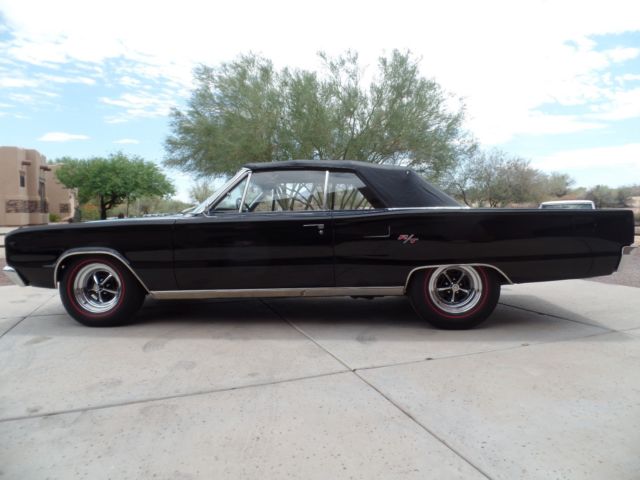 1967 Dodge Coronet R/T CONVERTIBLE TRIPLE BLACK RARE ! - photo 3