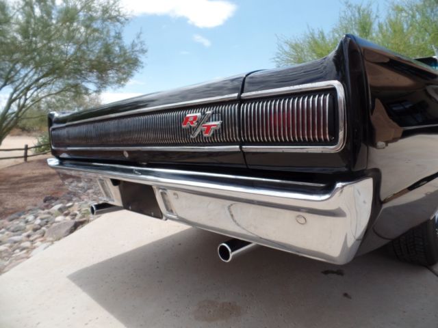 1967 Dodge Coronet R/T CONVERTIBLE TRIPLE BLACK RARE ! - photo 6