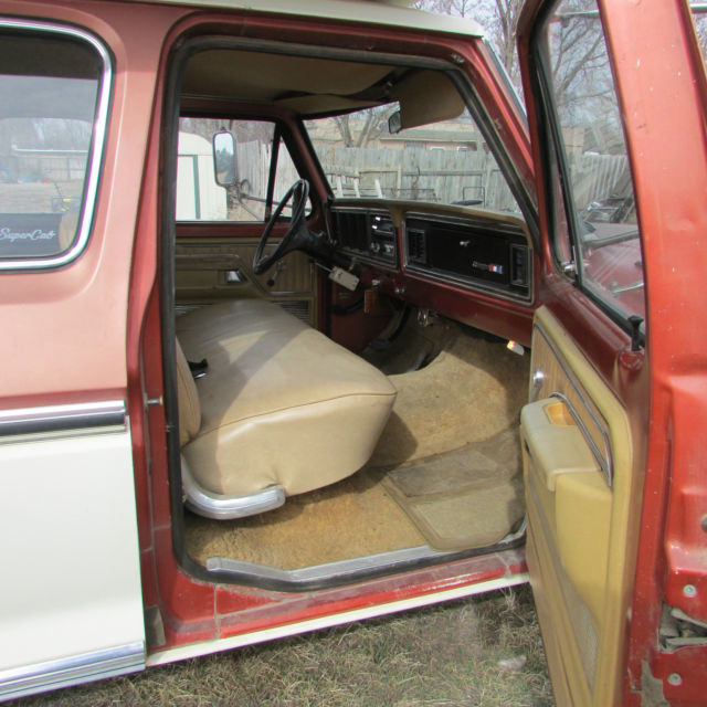 1976 Ford F-250 camper Special - photo 12