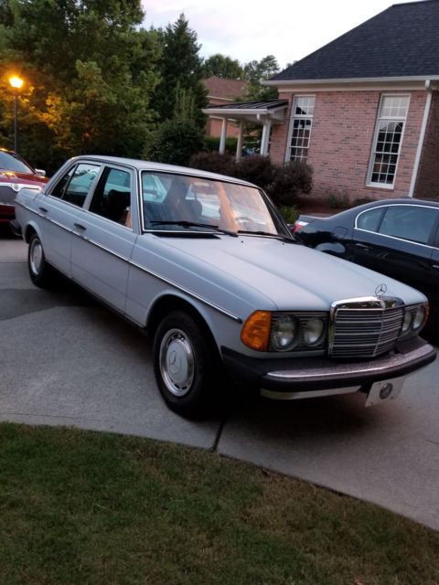 1977 Mercedes-Benz 190-Series - photo 6
