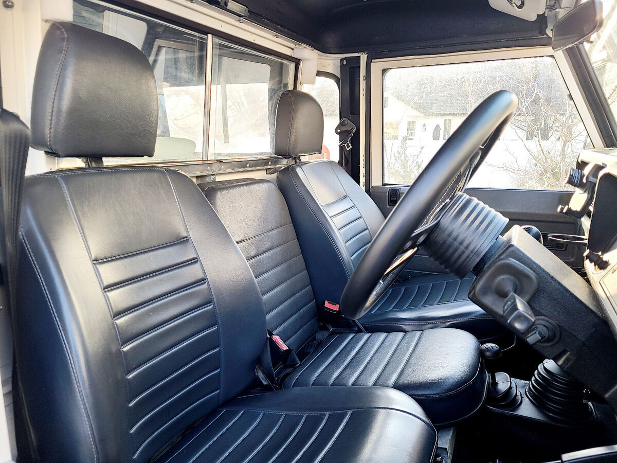 1993 Land Rover Defender - photo 8