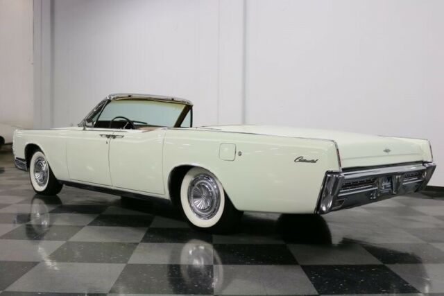 1967 Lincoln Continental Convertible - photo 10