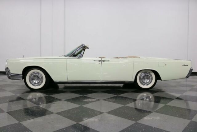 1967 Lincoln Continental Convertible - photo 8